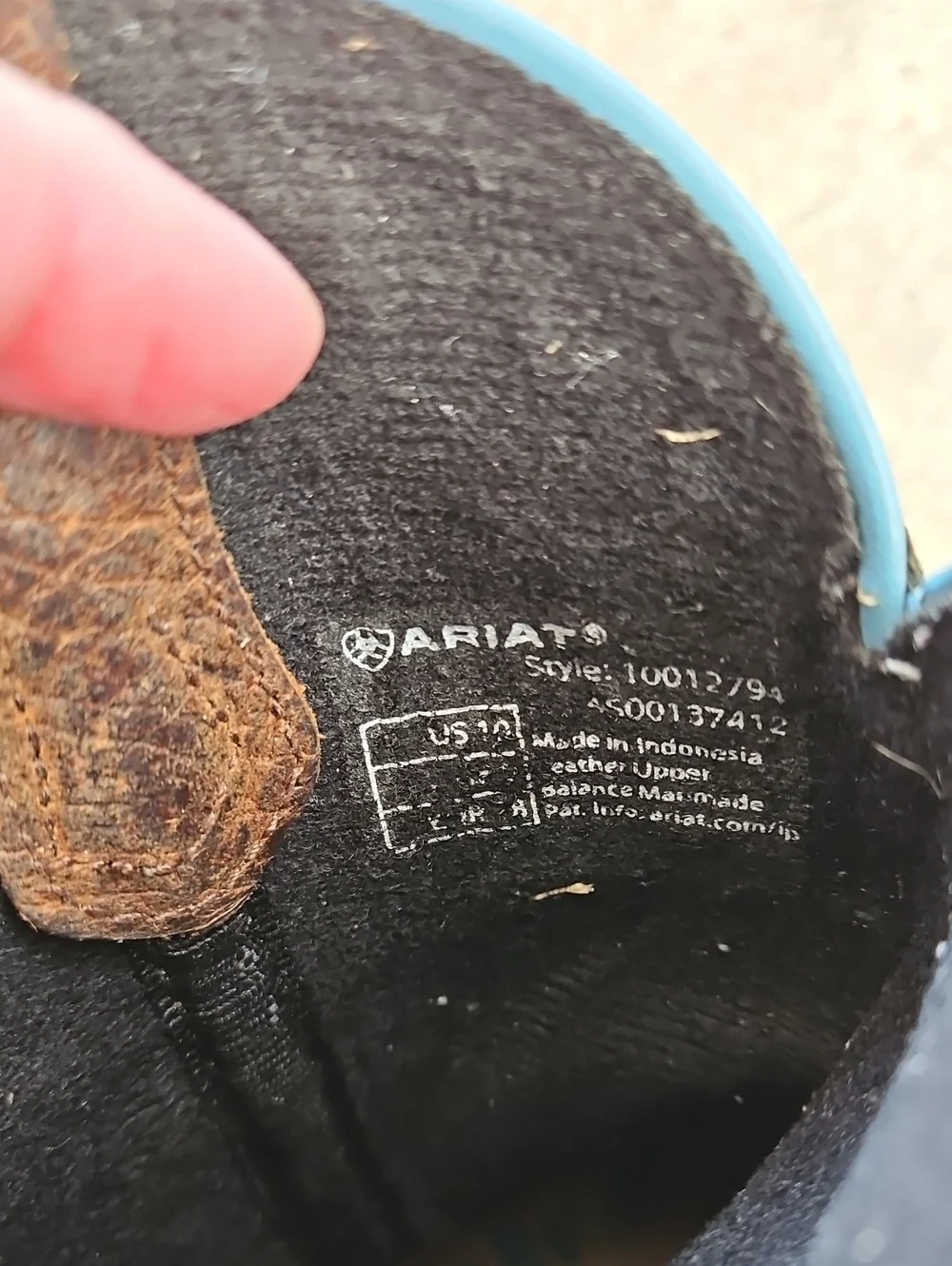 Ariat wiggle room
